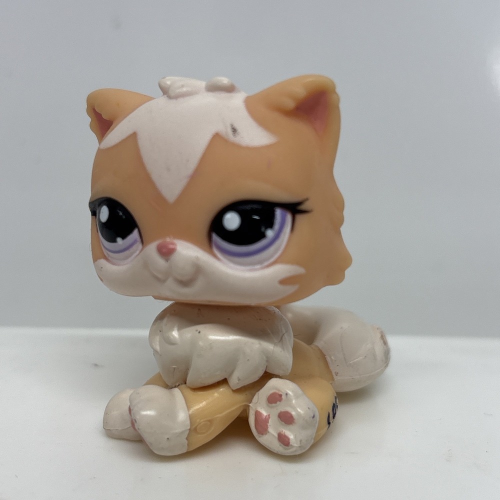 LPS‎ Littlest Pet Shop 2007 Kmart Exclusive Persian Cat #1657